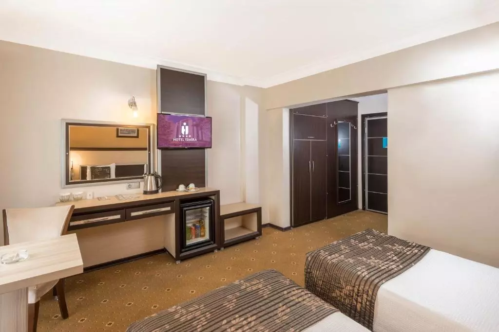 هتل ایسمیرا